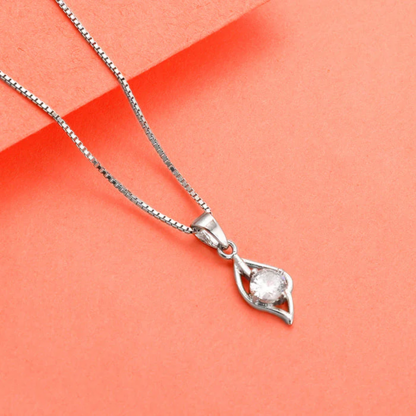 Falling Dew 925 Silver Pendant with Chain